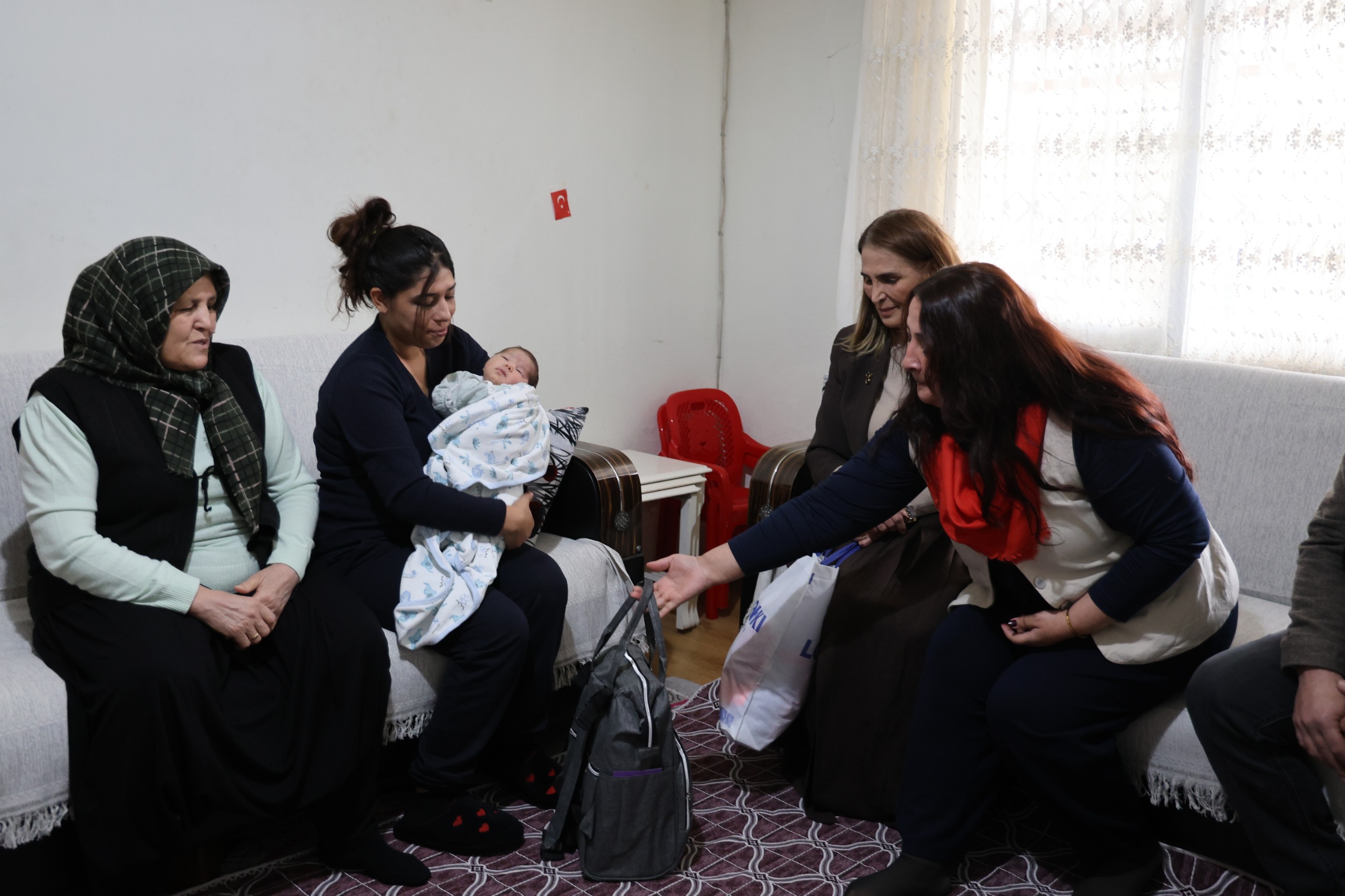 Yendi Doğan Hediyesi (2)