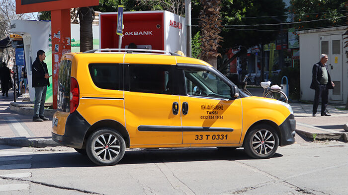 Taksi (1)-1
