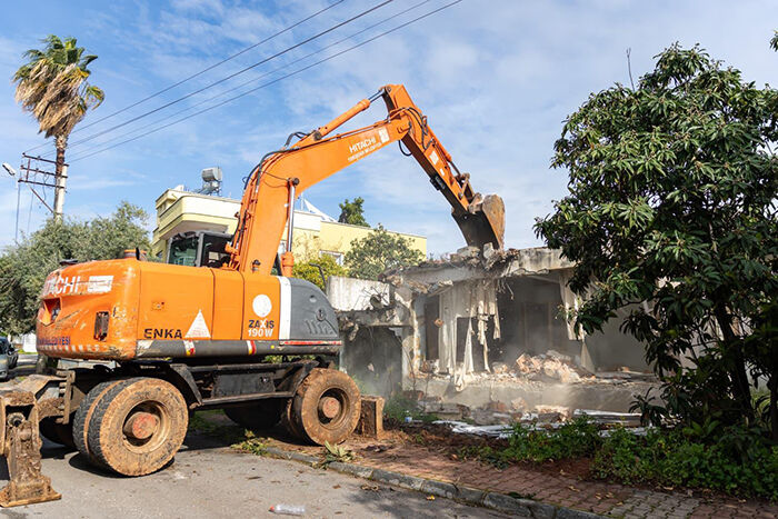 Vatandaş Istedi, Yenişehir Belediyesi Yıktı (5)
