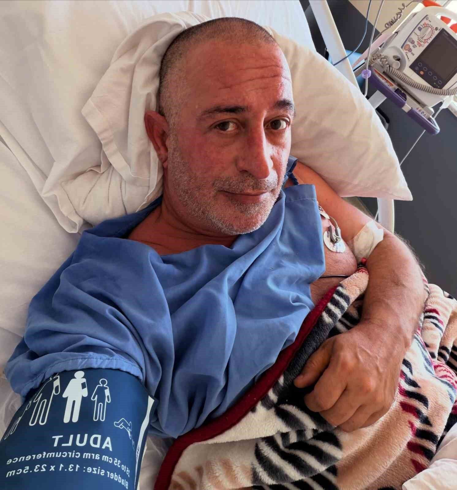 Kalp krizi geçiren Cem Yılmaz'dan iyiyim mesajı