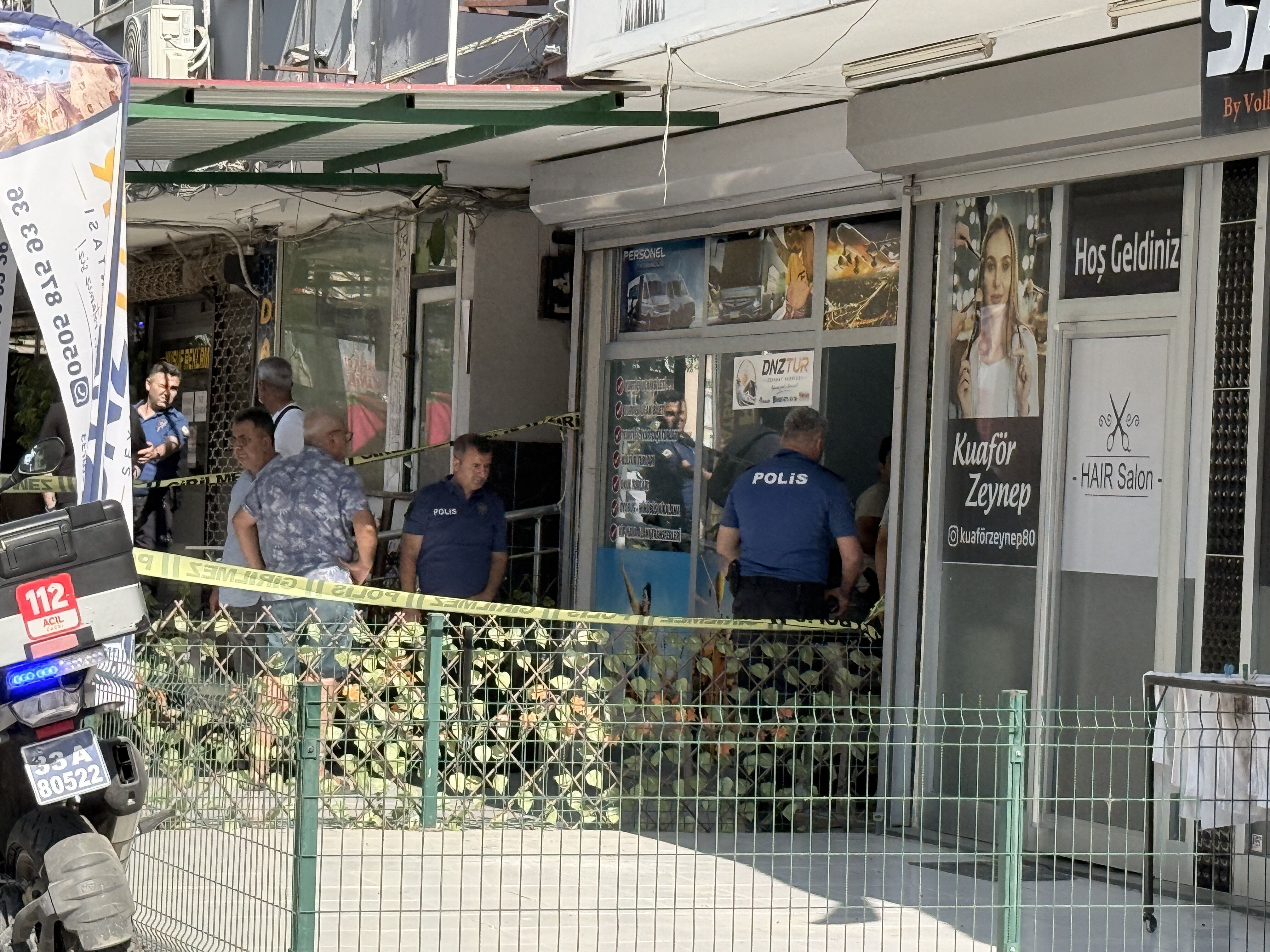 Mersin'de uzaklaştırma kararı bulunan koca dehşet saçtı: 2 ölü
