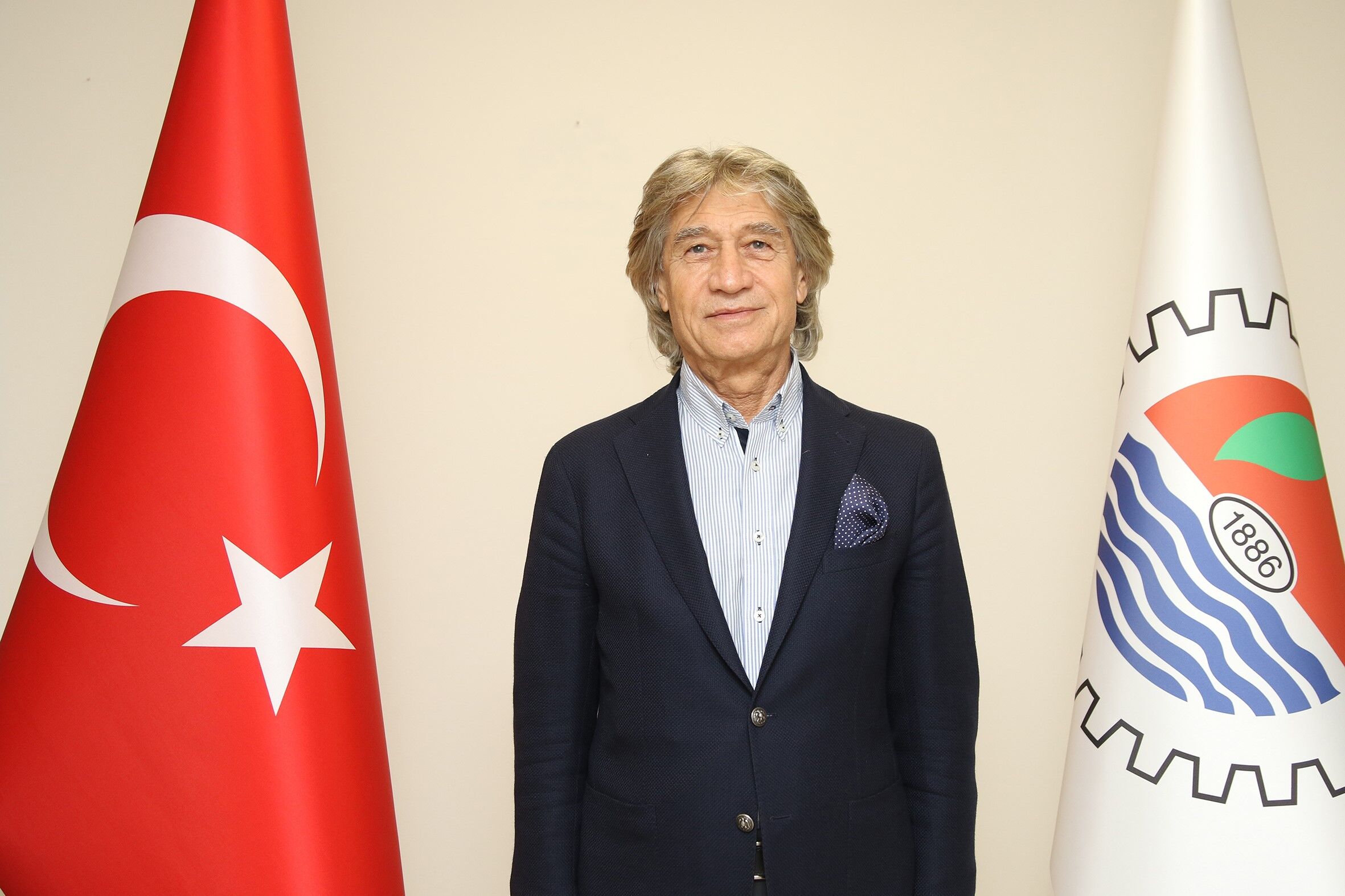 İzol: “Mersin’in geleceğini bir soruşturmanın gölgesinde bırakmayacağız”
