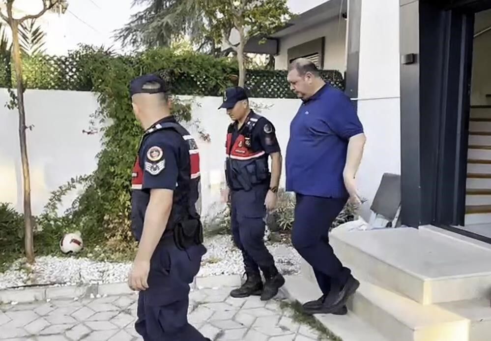 Başkan İlkay Çiçek'in mesajlaştığı kadın avukat çıktı