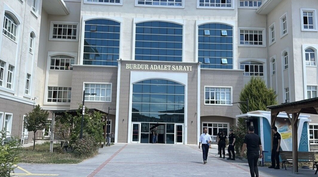 Burdur'da yasa dışı bahis operasyonu: 199 milyon TL'lik işlem hacmi ortaya çıktı