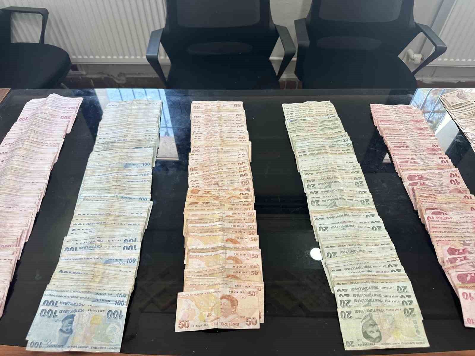 Dilencinin üzerinden 60 bin lira çıktı