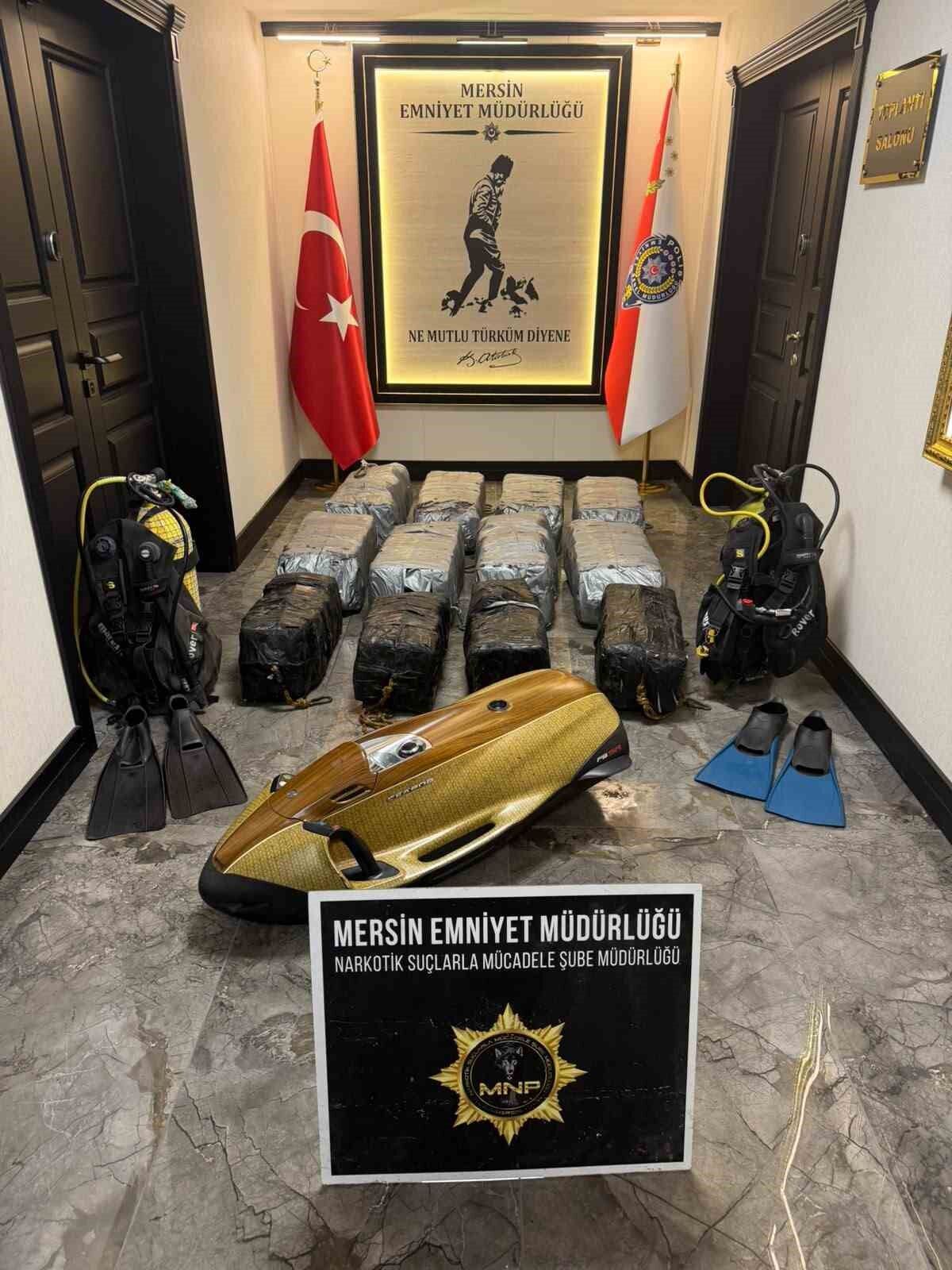 Mersin Limanı'nda 350 kilogram kokain ele geçirildi
