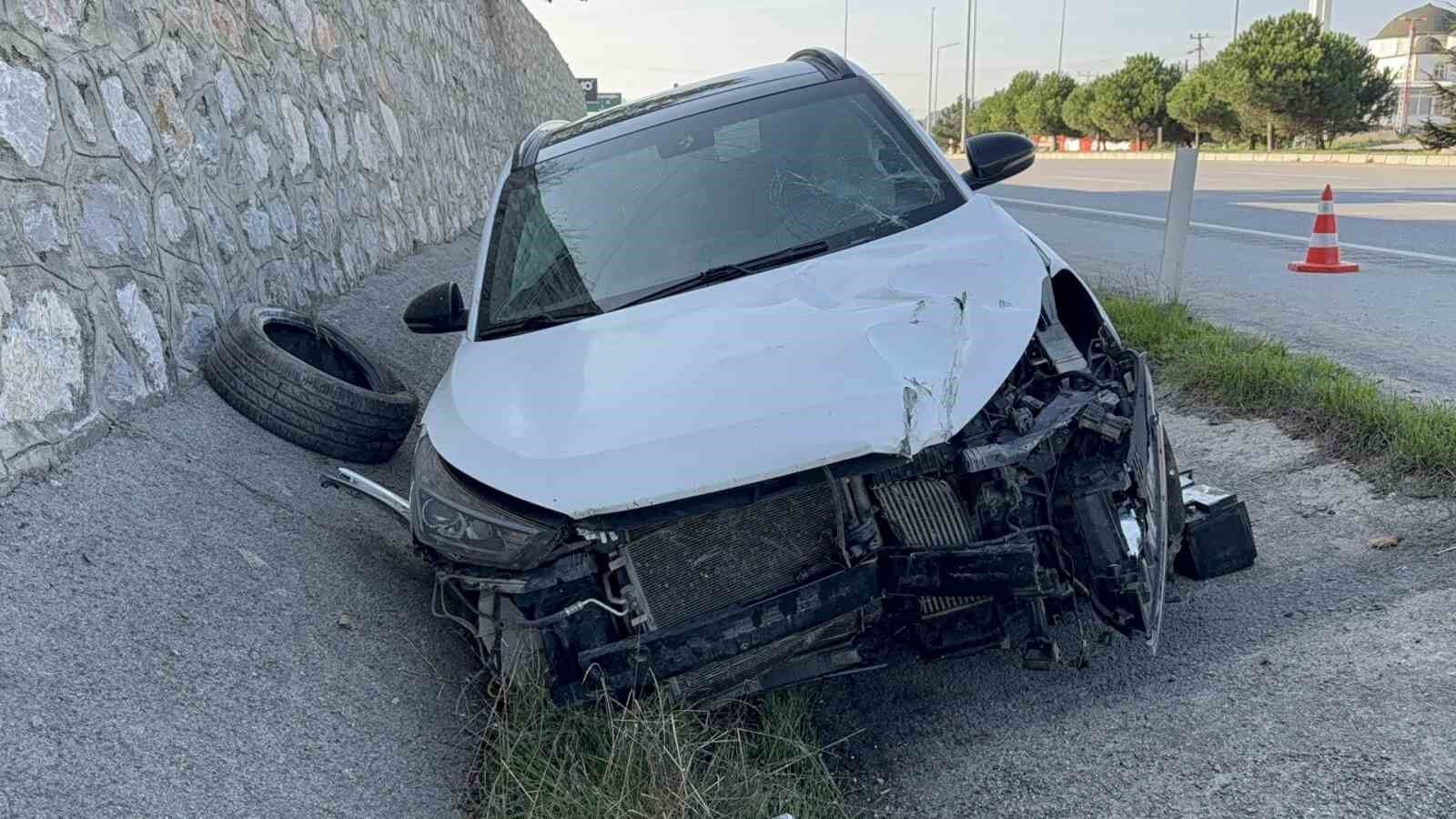 Mersin'den üniversite kaydı için Samsun'a gelen aile kaza yaptı: 5 yaralı