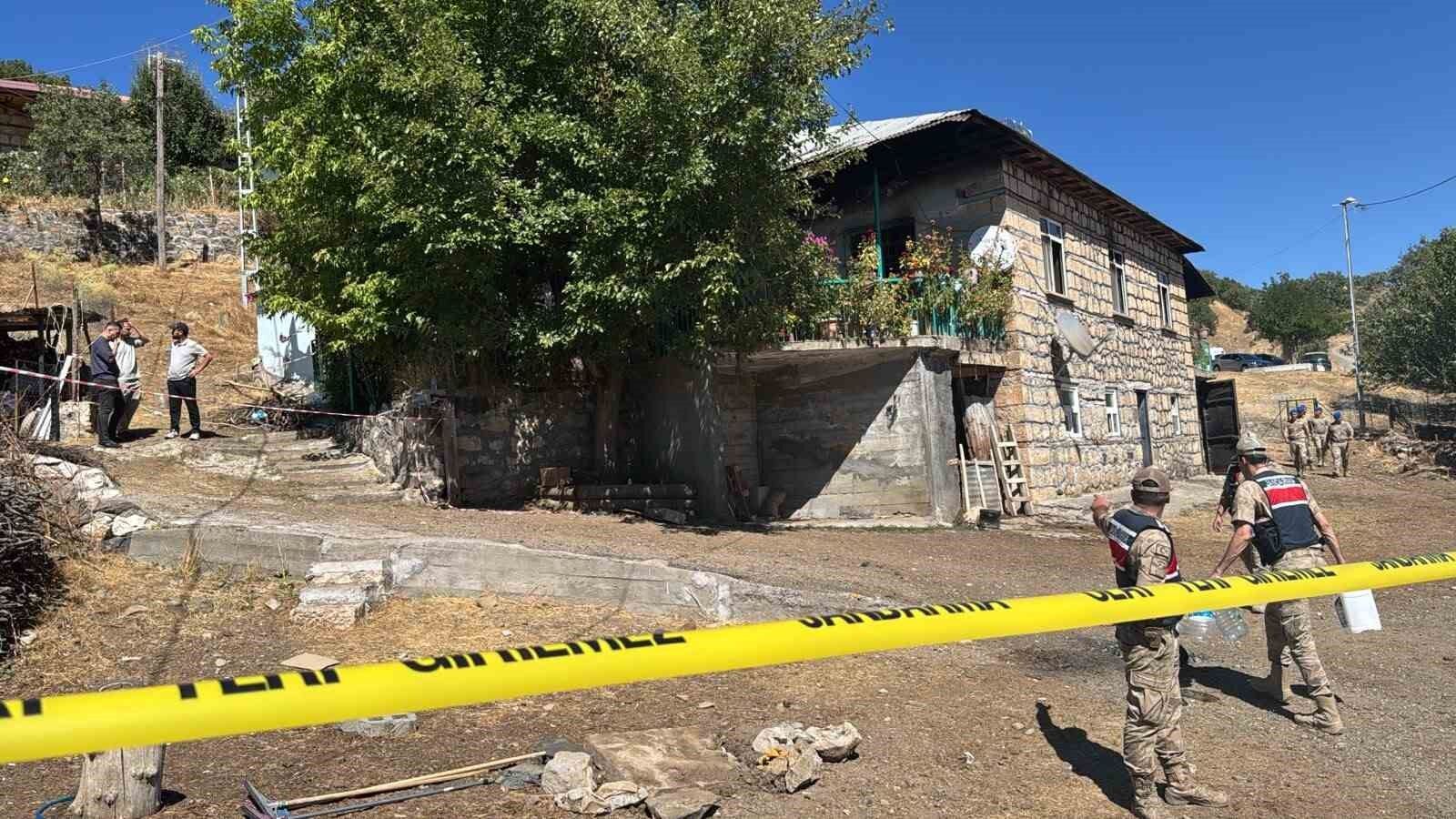 Otopside ortaya çıktı: Yangında ölen çiftin cinayete kurban gittiği öğrenildi