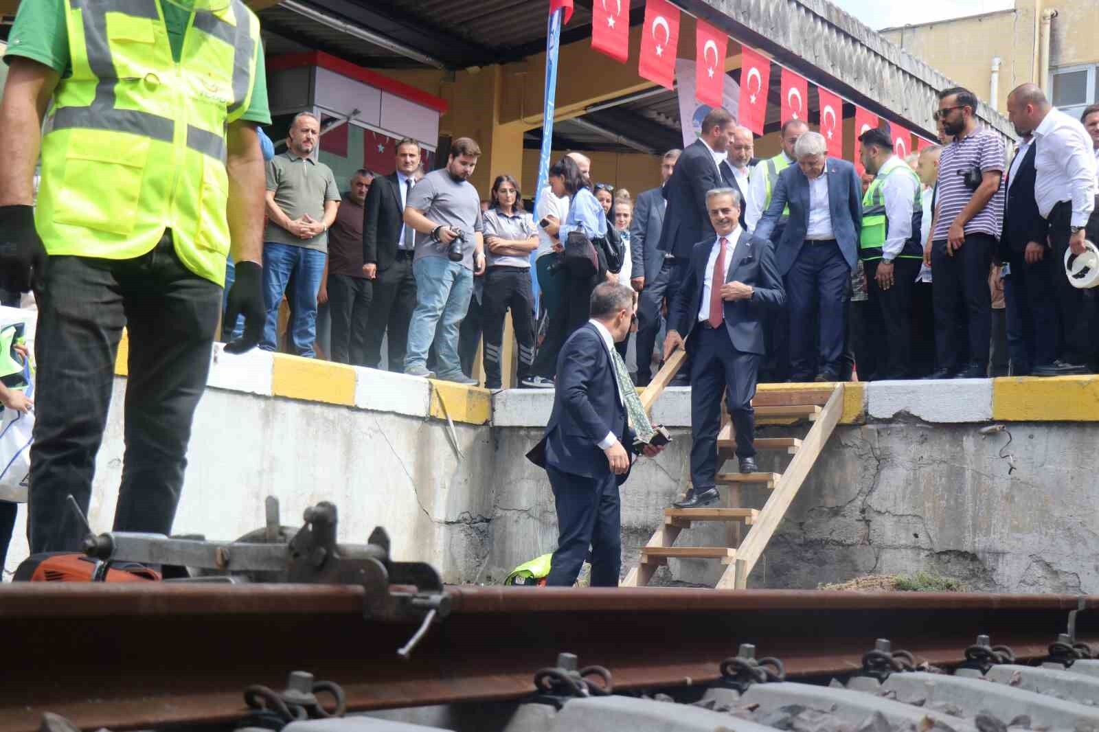 Şehir tarihini değiştirecek proje: Raylar yerin altına iniyor