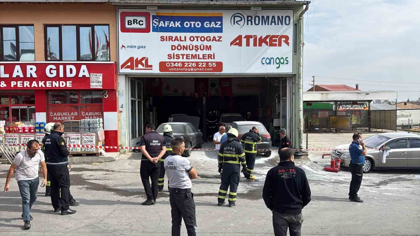 Sivas'ta toptancılar sitesinde patlama: Ekipler olay yerine geçiyor
