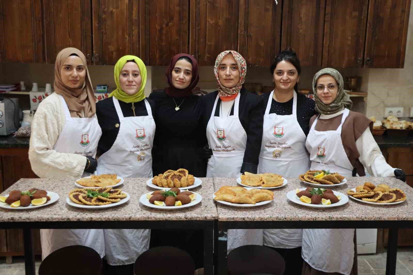 Unutulmaya yüz tutan Urfa lezzetleri genç kuşaklara aktarılıyor