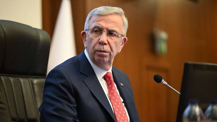 Son Dakika: Ankara Büyükşehir Belediye Başkanı Mansur Yavaş, CHP’den istifa etti