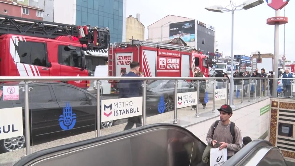 Ümraniye'de metro istasyonunda yangın paniği: Seferler aksadı, duraklarda yoğunluk oluştu