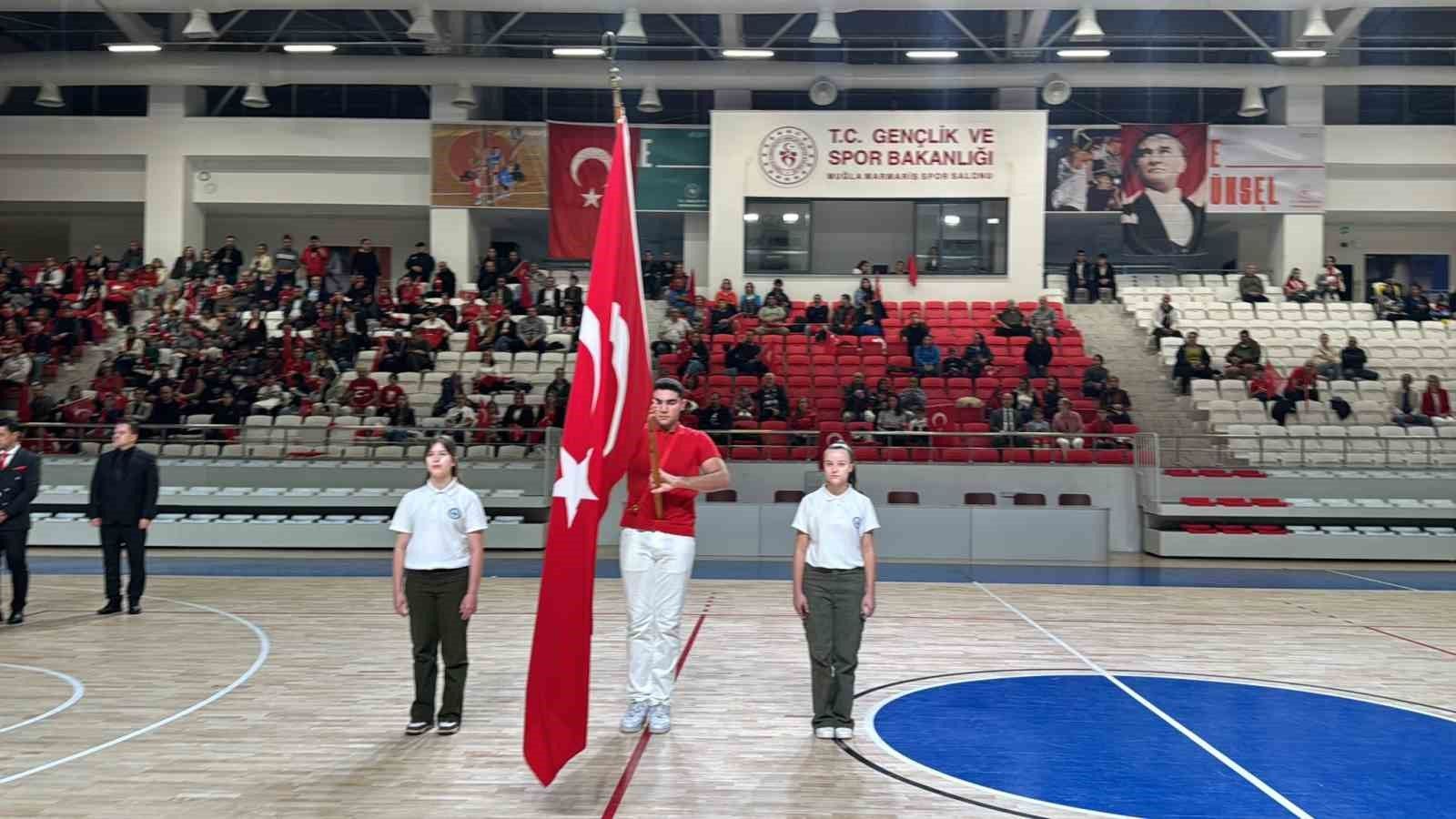 Marmaris'te Cumhuriyet'in 103. yılı coşkusu
