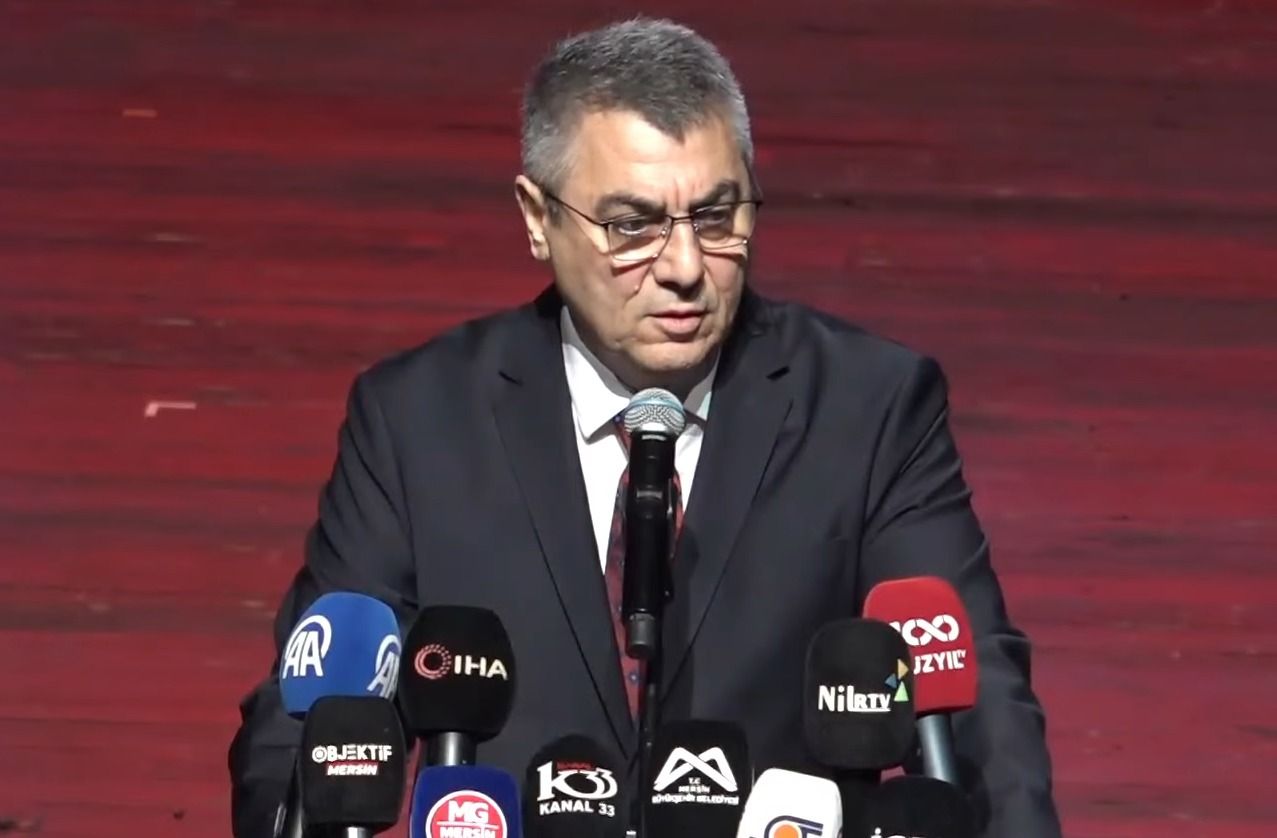 Mersin Valisi Toros: "Cumhuriyetimizi daha büyük başarılarla geleceğe taşıyacağız"
